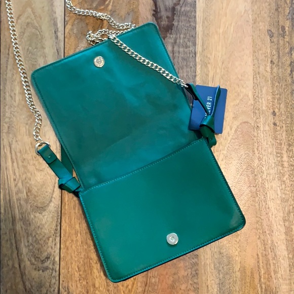 NWT Green Purse Handbag Crossbody Cute NEW - Picture 2 of 8